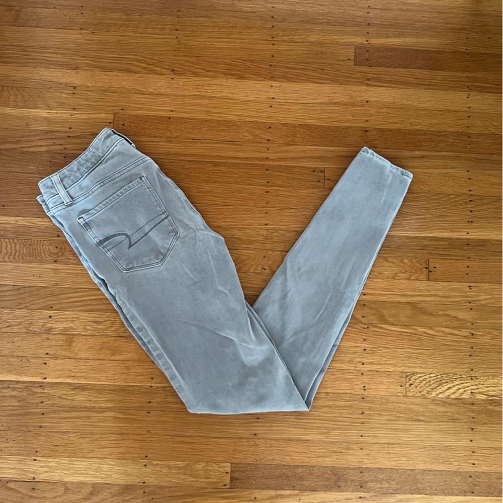 American Eagle Super Hi-Rise Jegging